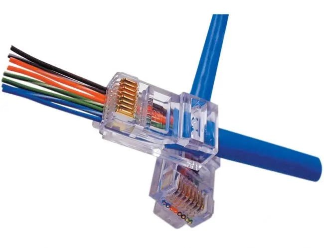 Doorsteek CAT5e Connector RJ45 - UTP 10 stuks voor soepele en stugge kabel - Networkdiscount.com