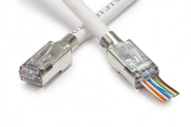 Doorsteek CAT6a Connector RJ45 - STP 10 stuks voor soepele en stugge kabel - Networkdiscount.com